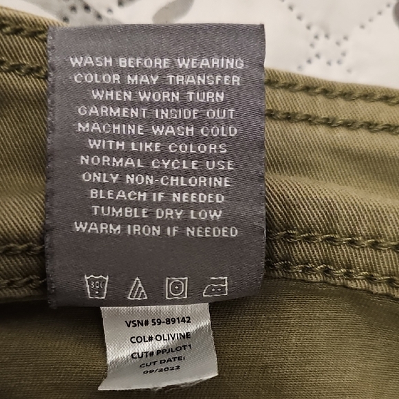 Torrid Olive Green Women's Trousers - Picture 7 of 7